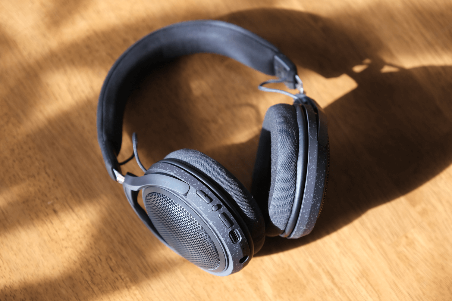 ATH-HL7BT｜ヘッドホン：ワイヤレスヘッドホン｜オーディオテクニカ