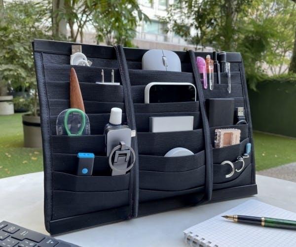 F*i様 美品　ディズニータッパーウェア　マルチオーガナイザー　前扉開閉　収納ボ Disney デルタ ディズニー プリンセス マルチ おもちゃ箱 収納ボックス