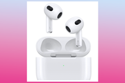 Apple AirPodsの空間オーディオと最高峰の音質が21%オフで手に入る【Amazon新生活セール】