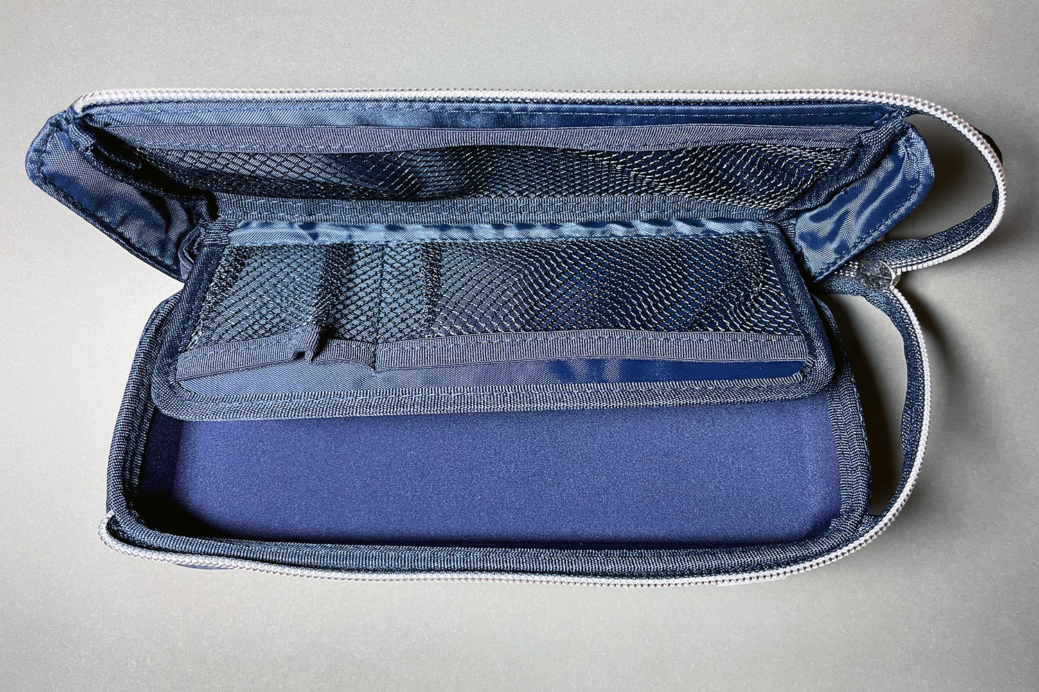 □３００部限定□ノアの箱舟◇リスベス・ツベェルガー◇陶板画◇証明書◇収納箱 工夫ひとつで収納力に使いやすさをプラス！ペンケース「エルガバ」の裏