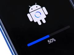 「Android 14」最初のベータ版が登場！注目の新機能をまとめて紹介 | ライフハッカー・ジャパン