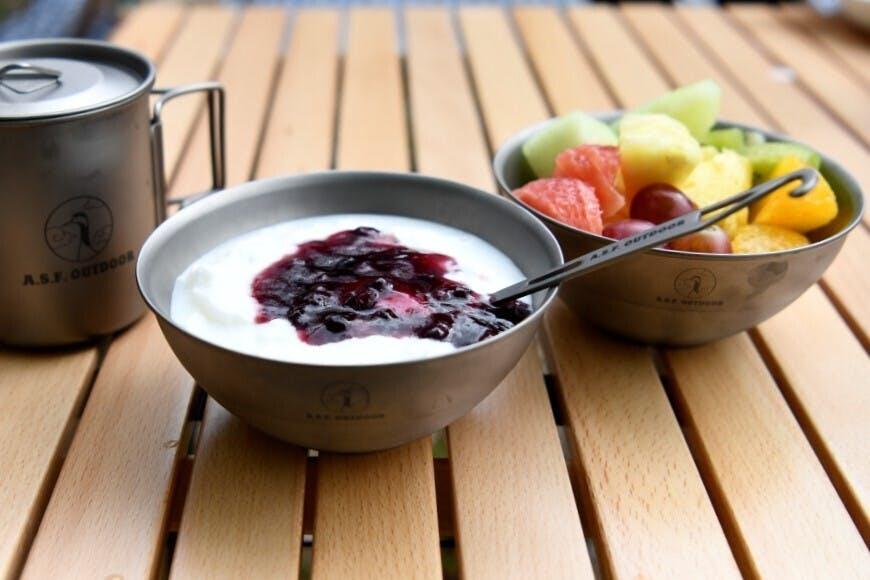 熱い食事もOKな二重ウォール仕様！ 自宅からアウトドアまでガンガン