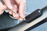自転車の盗難対策にいかが？ iPhoneのネットワークで追跡する専用スマートタグ「ORBIT X VELO」