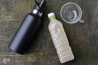 溜池の水が飲み水に変身…!?「RIPURI」を使って泥水を飲んでみた