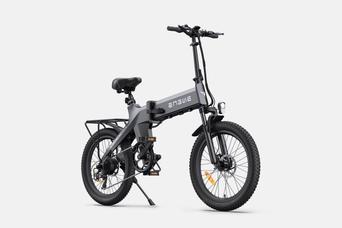 人気急上昇中!? ミニベロスタイルのパワフル電動アシスト自転車「ENGWE C20 PRO」