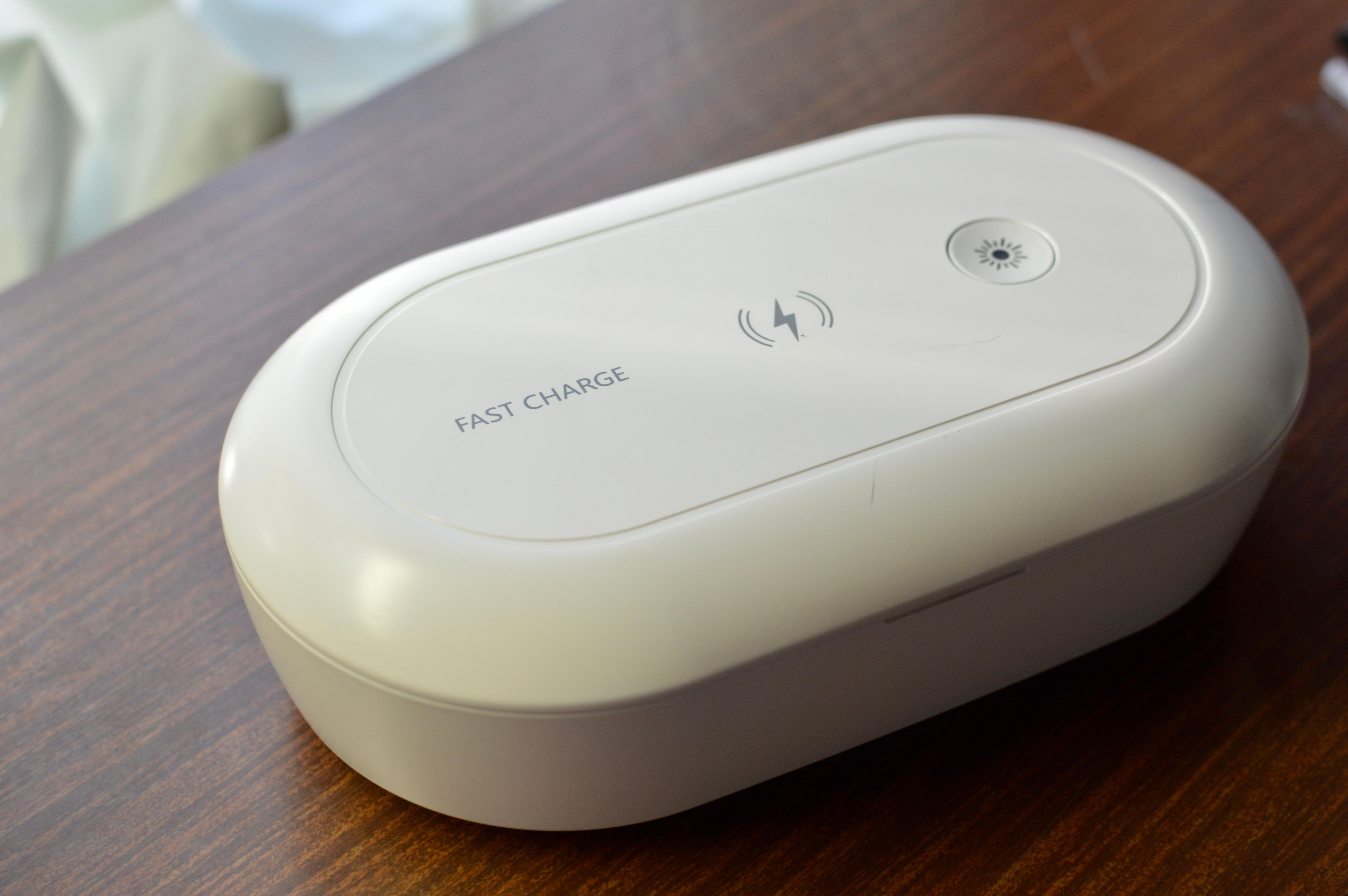 除菌が習慣化する！ボタン1つでスマホが綺麗になる除菌ボックスを使っ