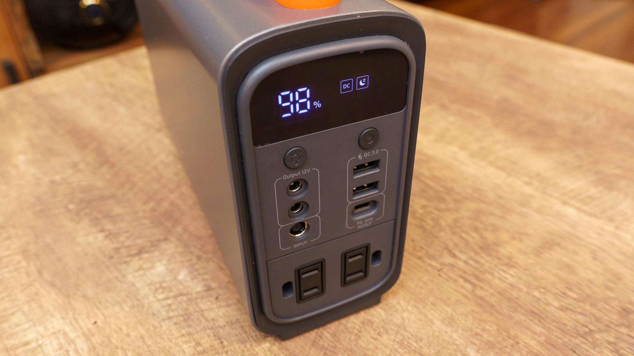 2万円弱で買える!防災・在宅ワークにも使えるポータブル電源の 2万円弱で買える!防災・在宅ワークにも使えるポータブル電源の