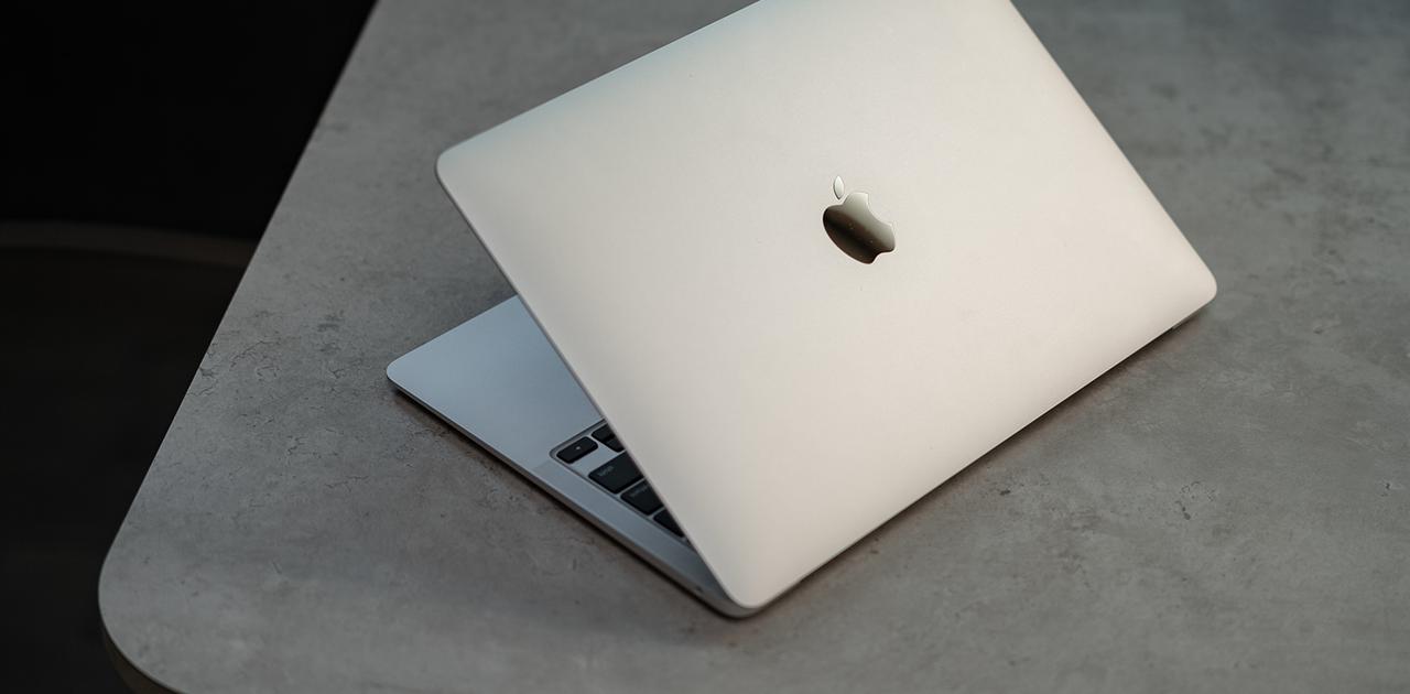 MacBook Airに待望の15インチモデルが登場！でも飛びつく前に検討した