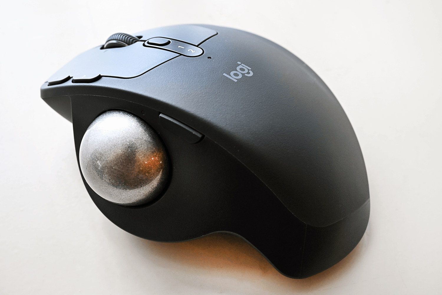 マウス・トラックボール Magic Trackpad 右手1つでMacを操れ。トラックボール「MX ERGO」が純正トラック