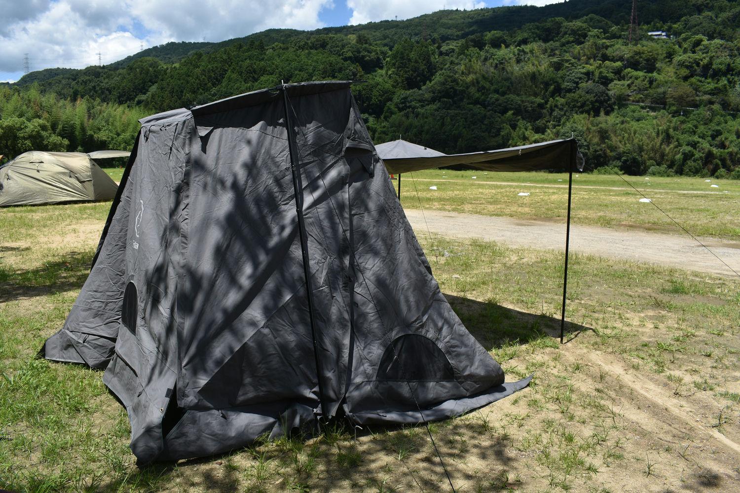 アウトドア OWLS テント ソロキャンプを優雅に。居住空間が広大な台形テント「OwL」を試して