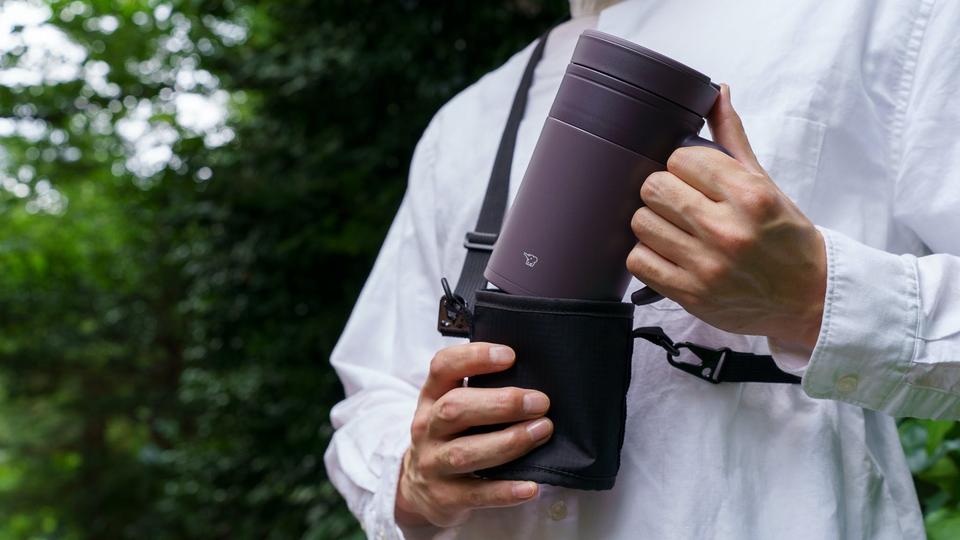 安らぎタイムを携帯。どこでもお茶が淹れられる「ティーホルダー 