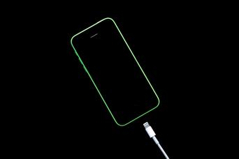 iPhoneの効果的なバッテリーハック4選｜「電池が1日持たない」なら、試してみて