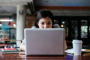 退職時に億万長者になるには、20代からいくら貯金すればいい？