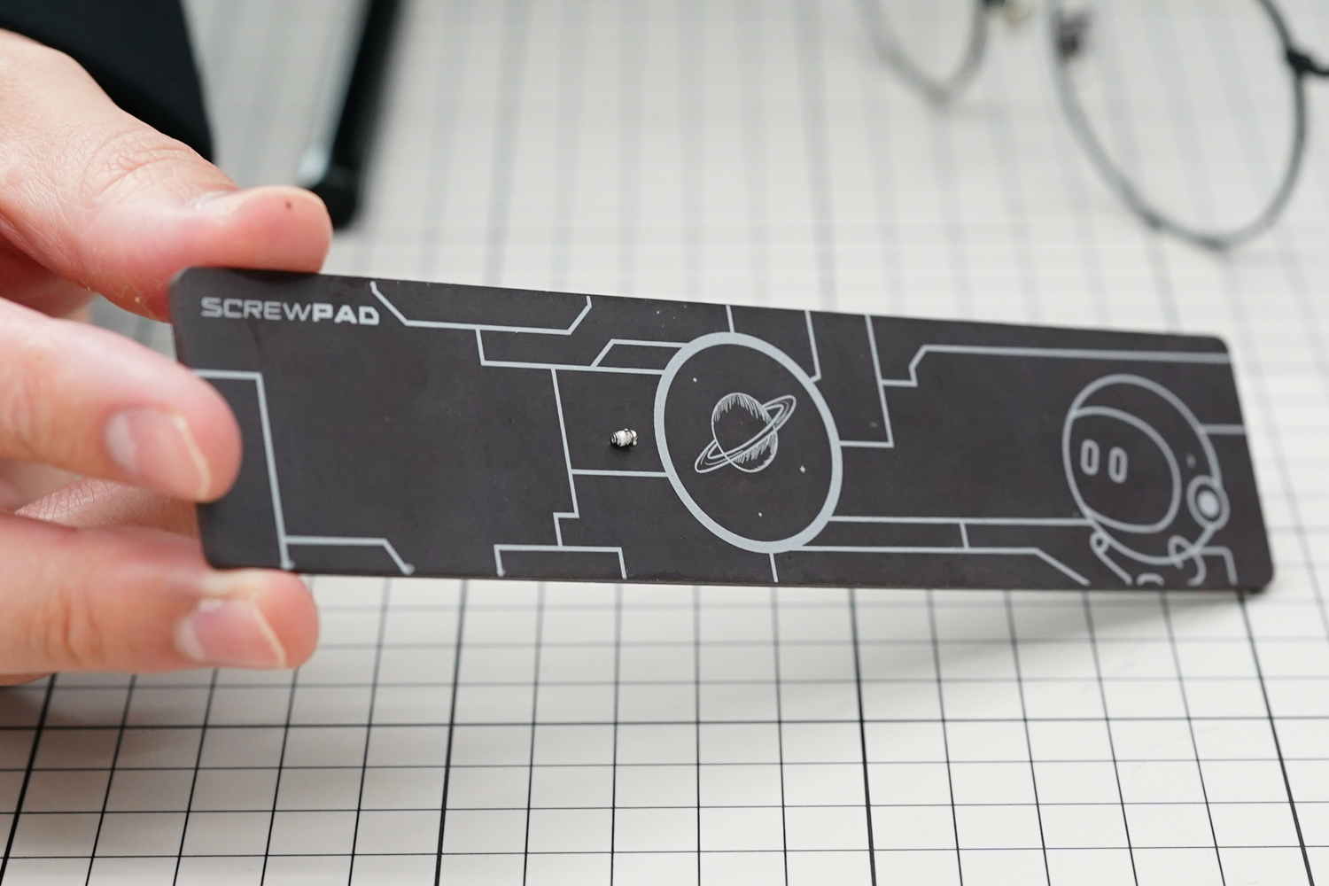 磁石の力でいろいろ快適！ 小さいネジも紛失しにくい磁性のオンオフが