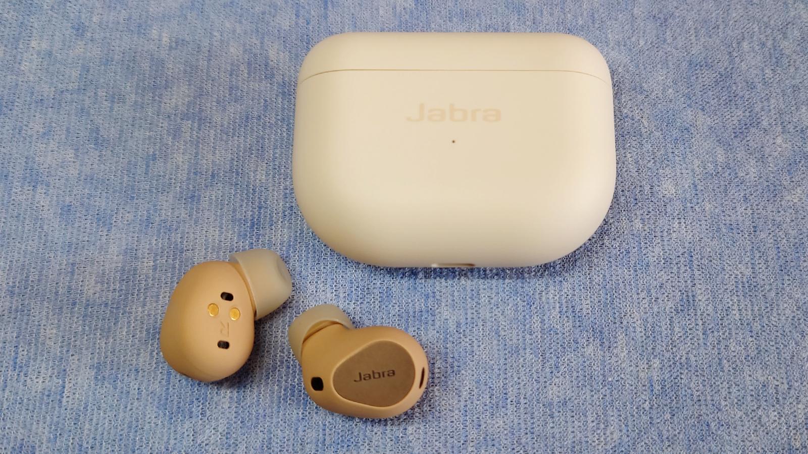 別次元の音質体験か、世界に誇るタフさか。Jabraから新登場の 別次元の音質体験か、世界に誇るタフさか。Jabraから新登場の