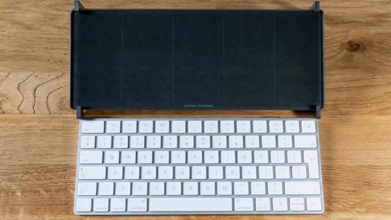 Magic Keyboardとのサイズ比較