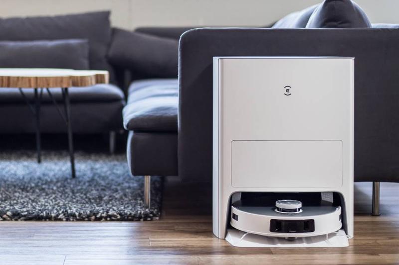 2023年6月に登場した、ECOVACSのハイエンドモデル「DEEBOT T20 OMNI」。