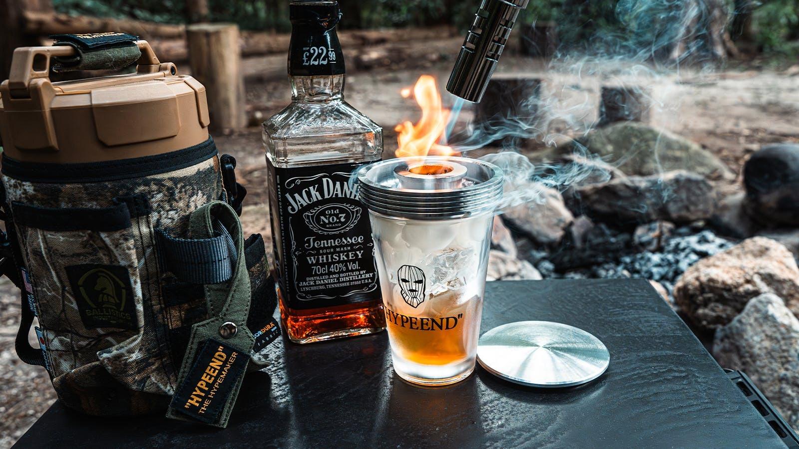 本格的な燻製ウイスキーが手軽に楽しめる。日本の技術が結集した至高の 本格的な燻製ウイスキーが手軽に楽しめる。日本の技術が結集した至高の