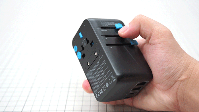 ポケット充電 海外での充電に困らなくなるね！ PD100W対応の4 USBポートとACで合わせ