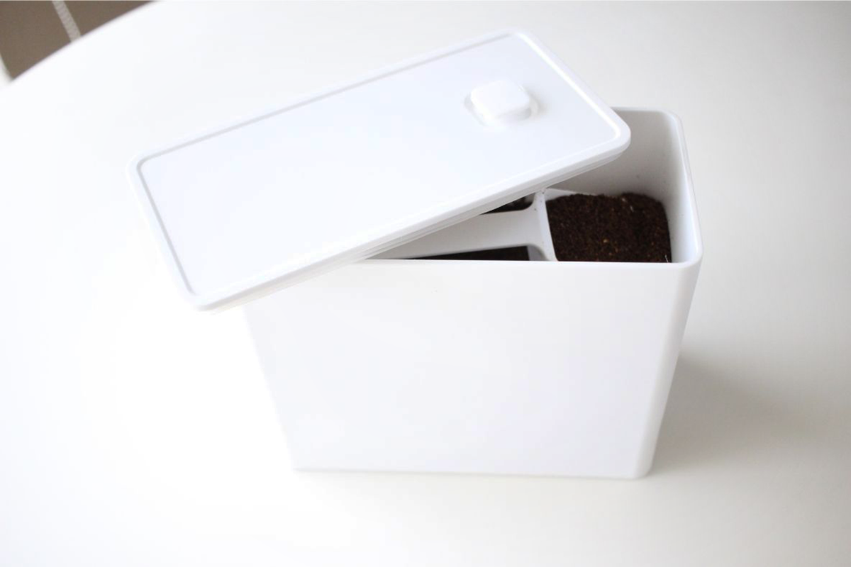 山崎実業の「コーヒー粉」の保存容器を試してみた。保存しやすい・手軽