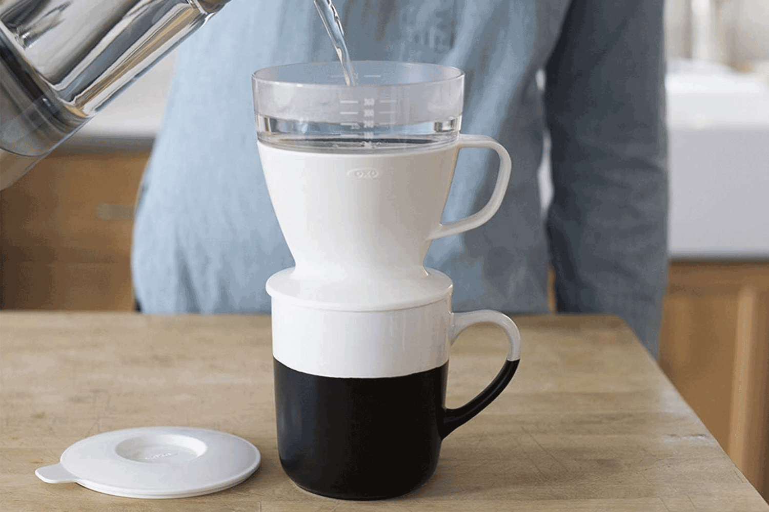 本格的なハンドドリップコーヒーが作れるコレ。お湯が自動で理想的な
