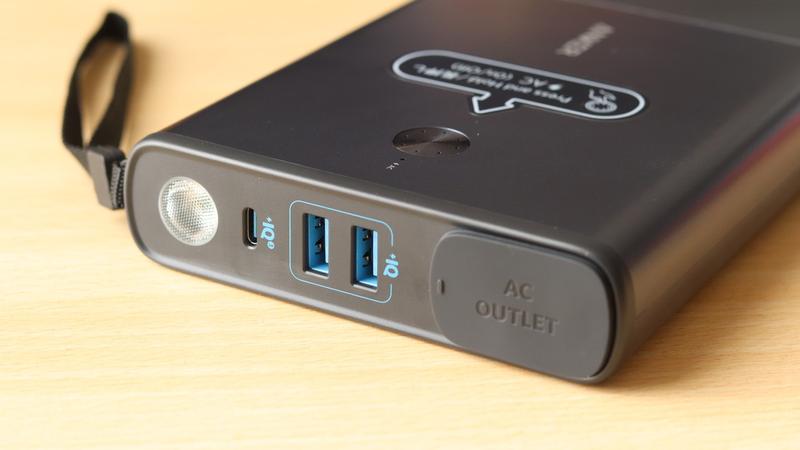 Ankerの「カバンに入るポータブル電源」を防災バッグに入れておくと 