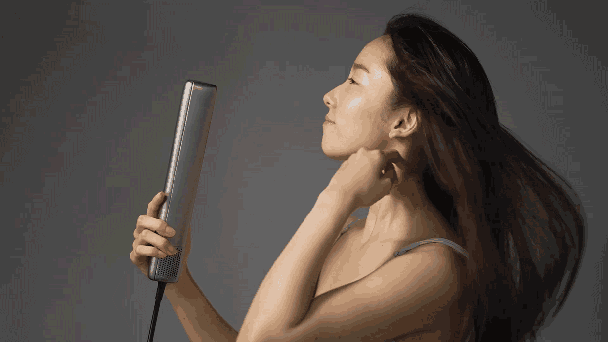 革新的ヘアドライヤー「Air Blow Stick」の使い勝手の良さがすごい