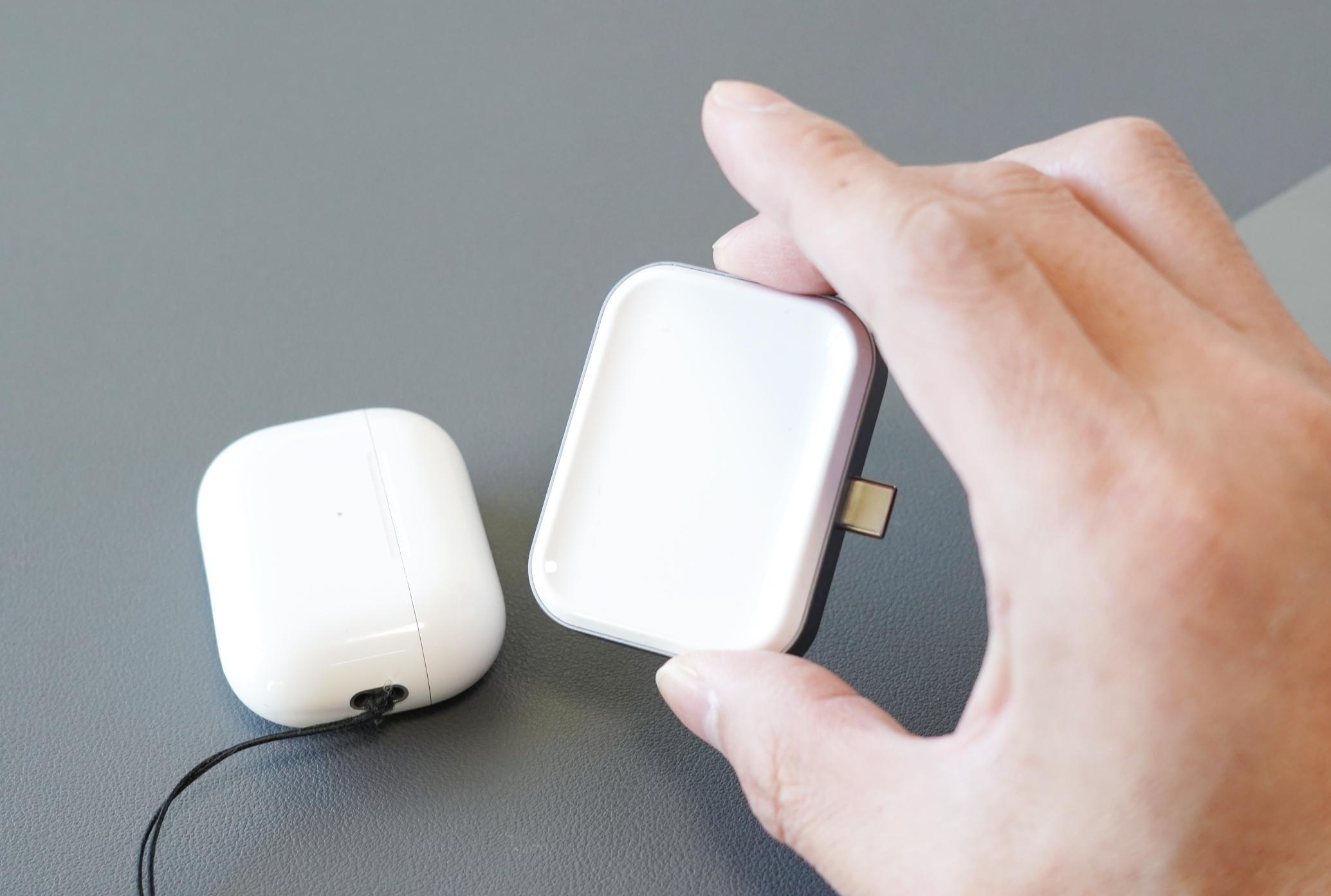 ケーブル2本も減った！Apple Watch＆AirPods両方充電で「持ち物の効率