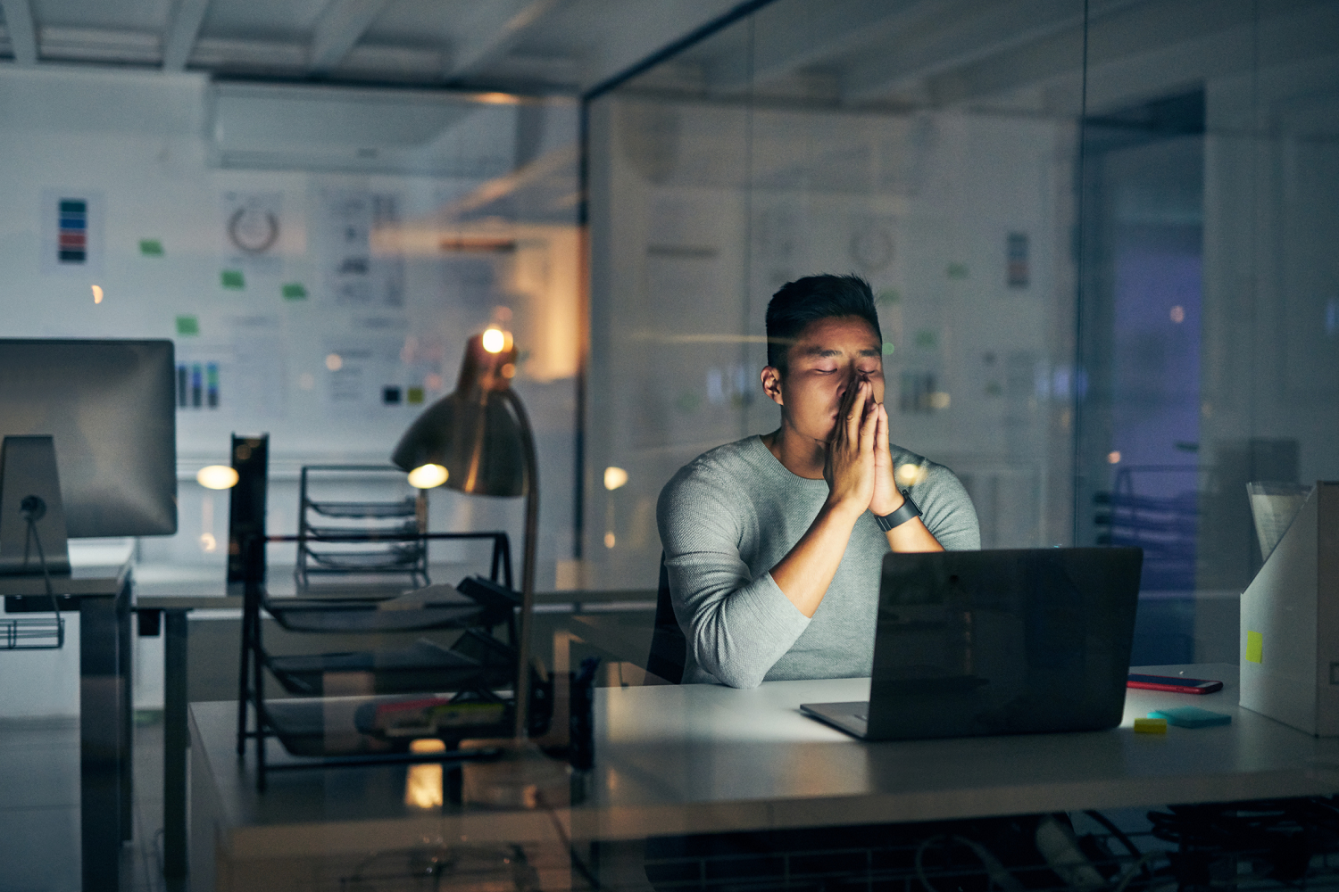5分で上司を見抜く : 関係が劇的に変わるヒント Must-see for leaders] 5 deadly status quo biases at work