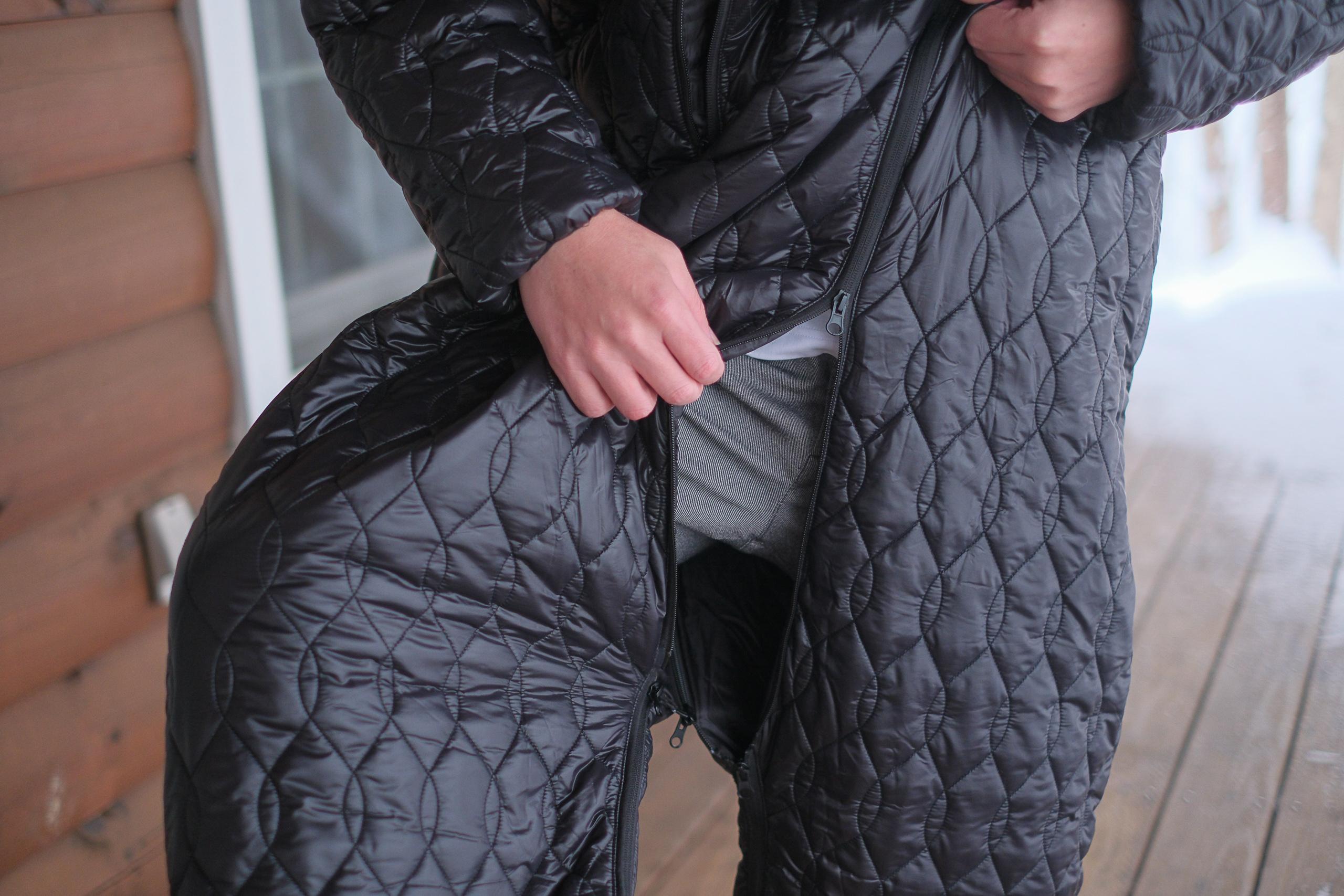 薄くて軽くてポカポカ。 宇宙服素材エアロゲルを搭載した着る寝袋