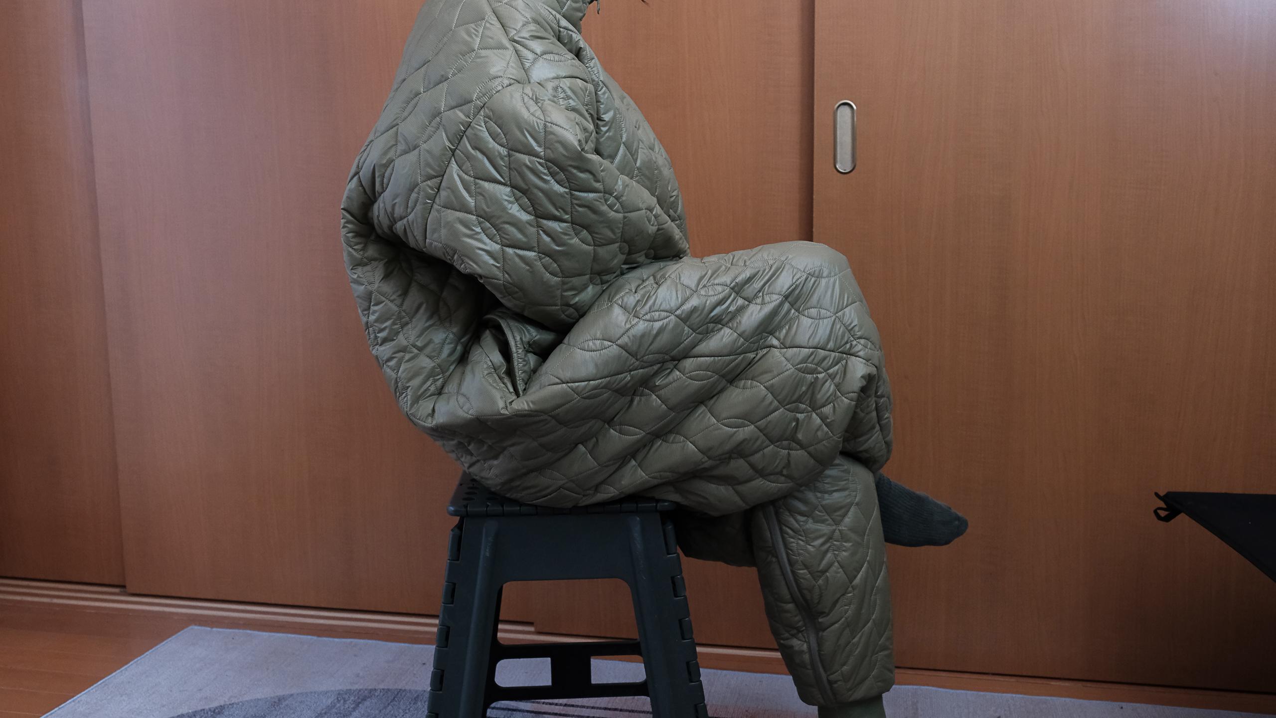 自宅利用もオススメ！ 宇宙服素材エアロゲル搭載の薄くて軽い着る寝袋