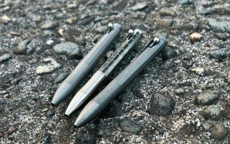 チタン製ボールペンをその手に。強さと軽さを両立した「BOLTA