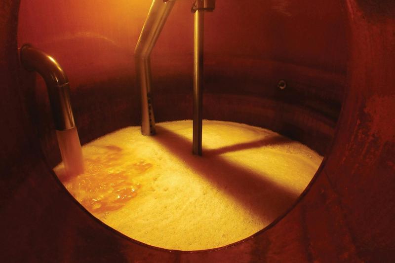 香り高いシェリー酒の貯蔵樽で熟成。ドイツのバート・ベルツィヒで採れる清流水から作られた至高のウイスキー ROOMIE(ルーミー)