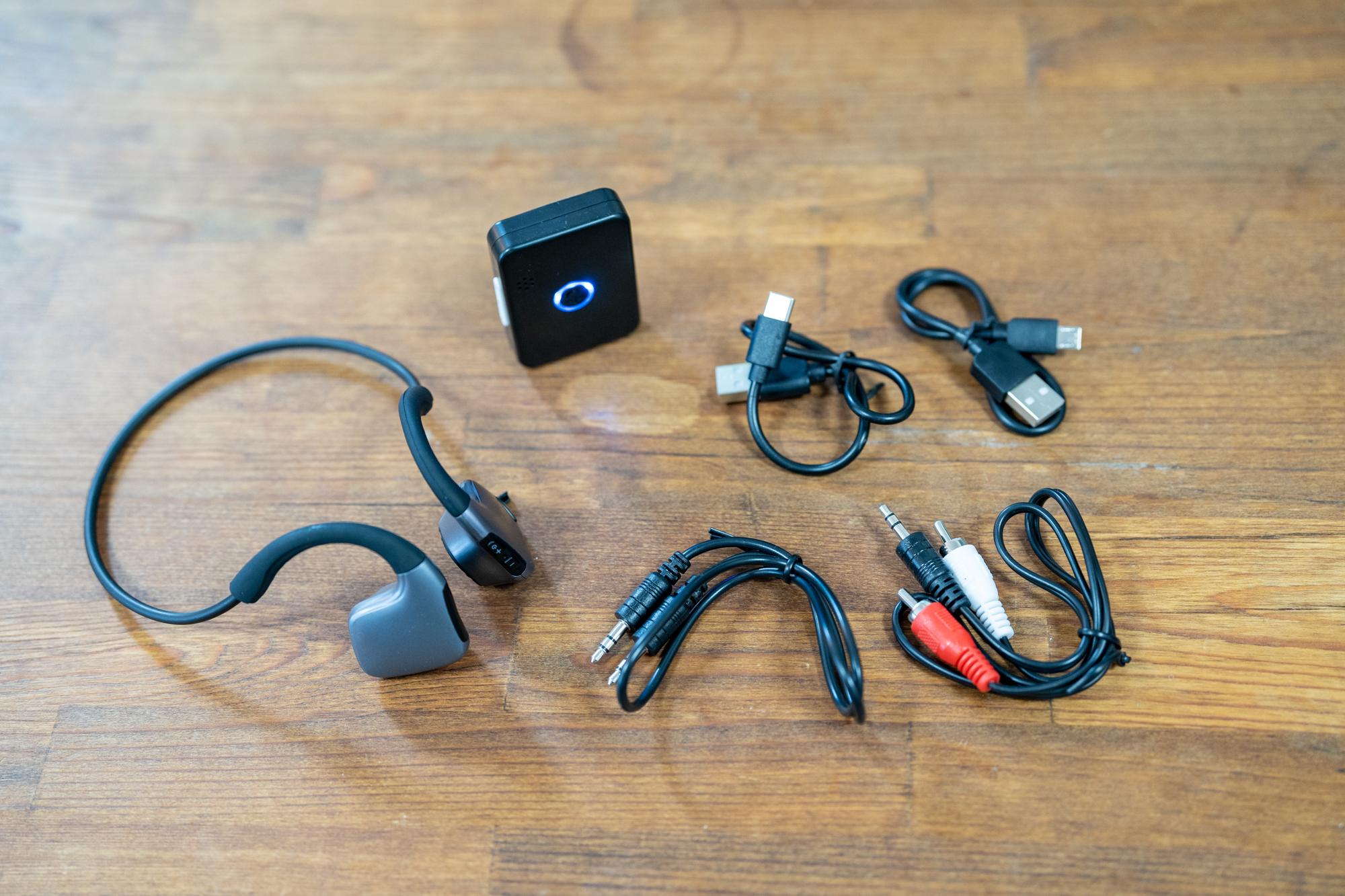 リスモア　集音器付骨伝導ワイヤレスイヤホン ブラック Amazon.co.jp: リスモア 集音器 骨伝導 イヤホン Bluetooth 集音