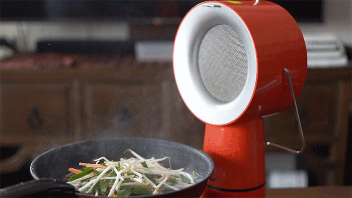 焼肉や鍋パの事後が快適になりました。油や煙をその場で吸引してくれる