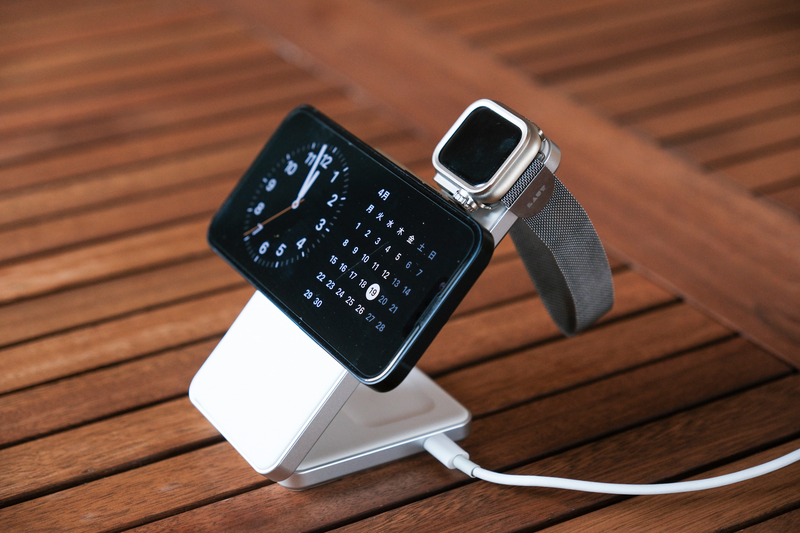 Apple 三種の神器を同時に高速充電！ 「スゴい充電器MAX」でデスクや