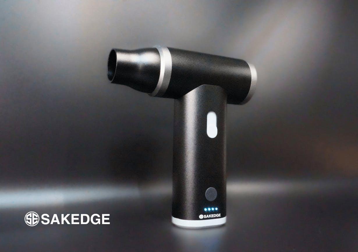 【再値下げ】SAKEDGE 2wayコンパクトクリーナーLuxe アルミ合金製で耐久性にも期待！ 小さいのにハリケーン級の強風