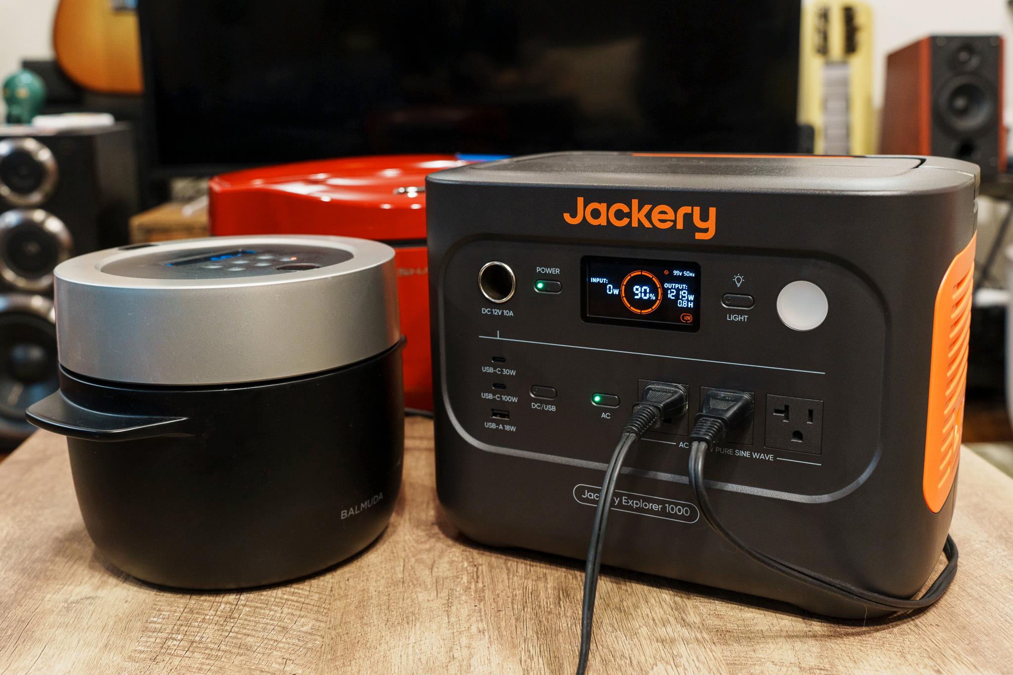 Jackeryのポータブル電源、すごく良くなってる。リビングに出し Jackeryのポータブル電源、すごく良くなってる。リビングに出し