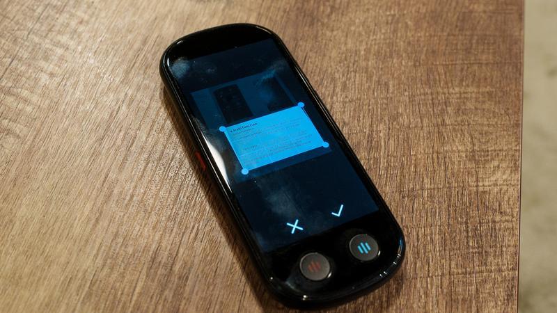 翻訳機、こんなに賢くなってるの!?AI技術で瞬時に