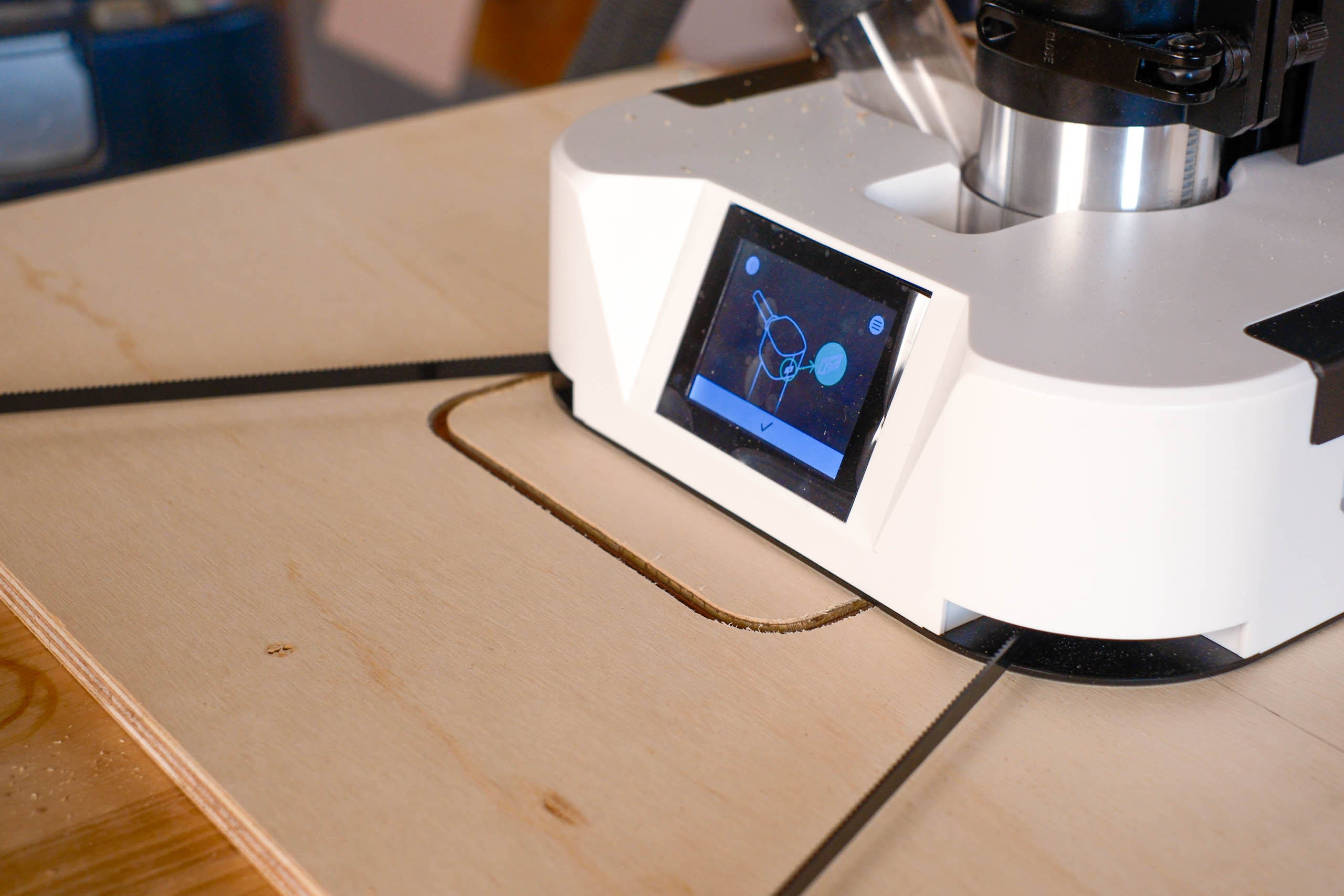 習得すれば家具も作れる！ 自宅で本格DIYを実現してくれるCNC加工