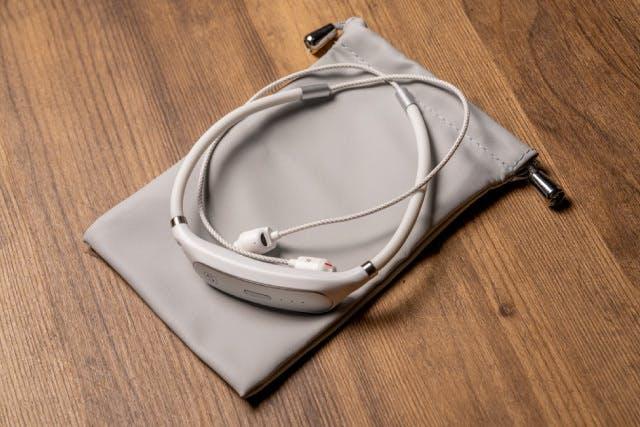 AirPodsの電池残量をもう気にしなくていい。外部給電できる