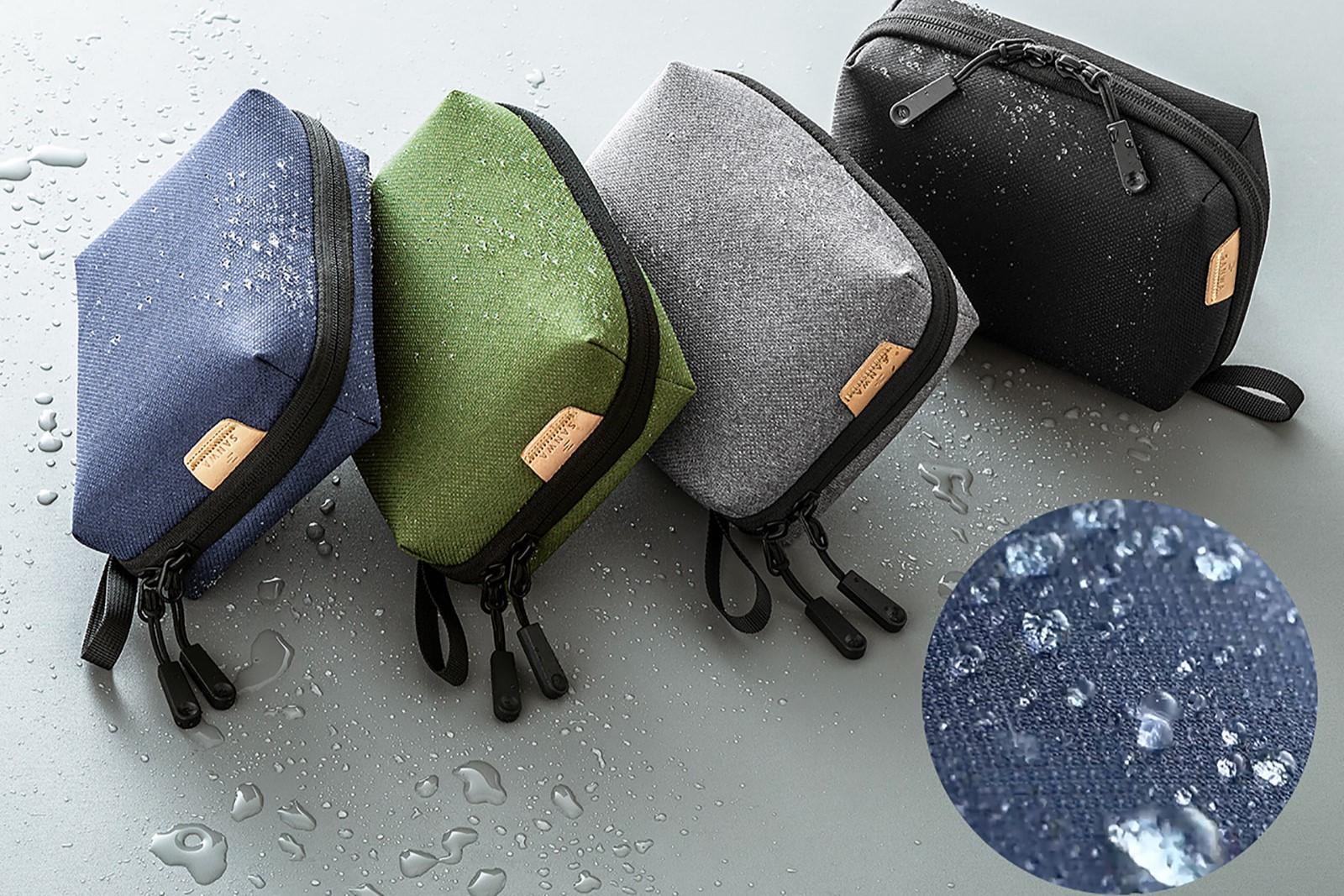 大切なガジェットをこれで守れ！突然の雨でも安心の「撥水」ガジェット