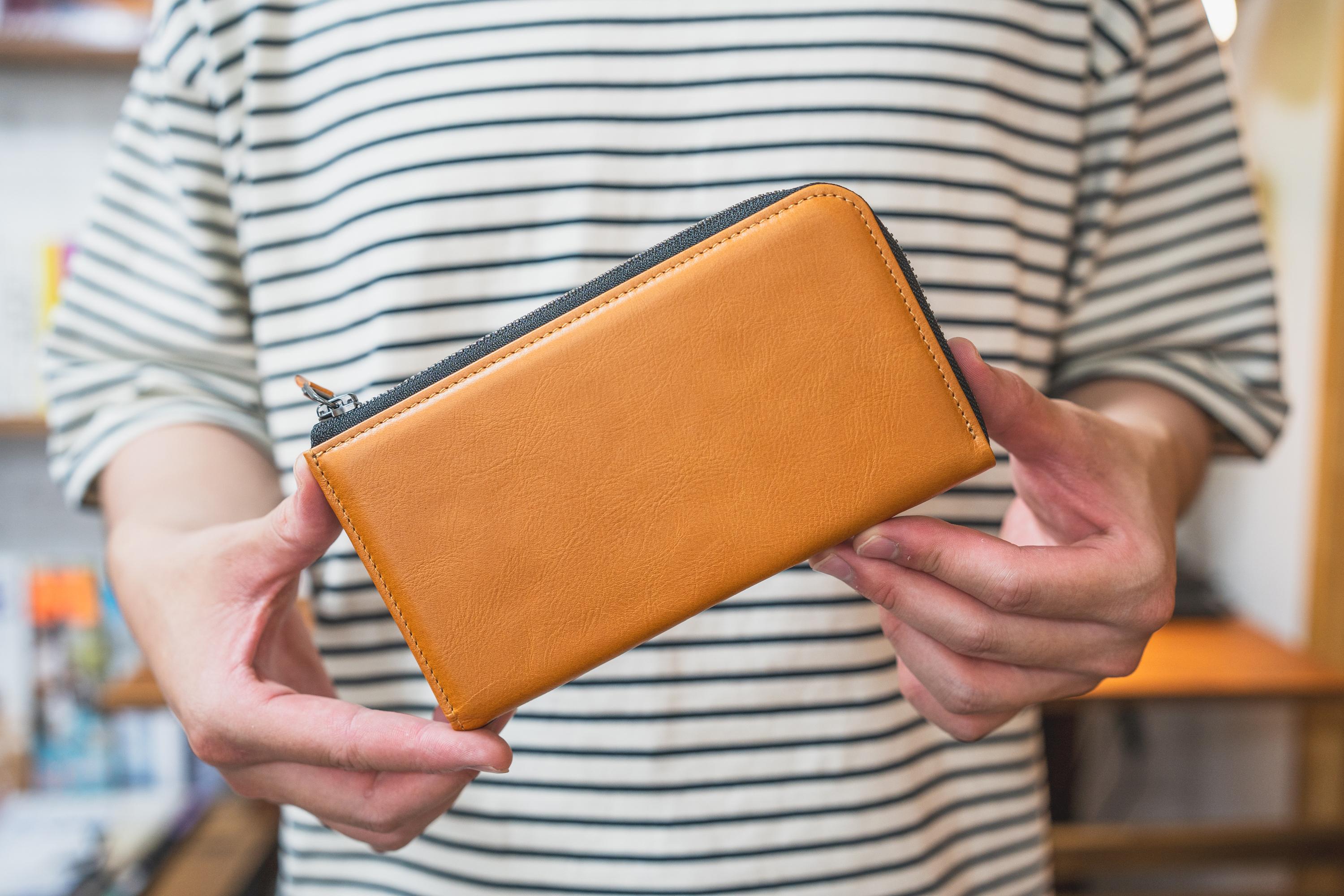 カードや領収書が多い人は必見！ 技アリギミック満載で大容量でも