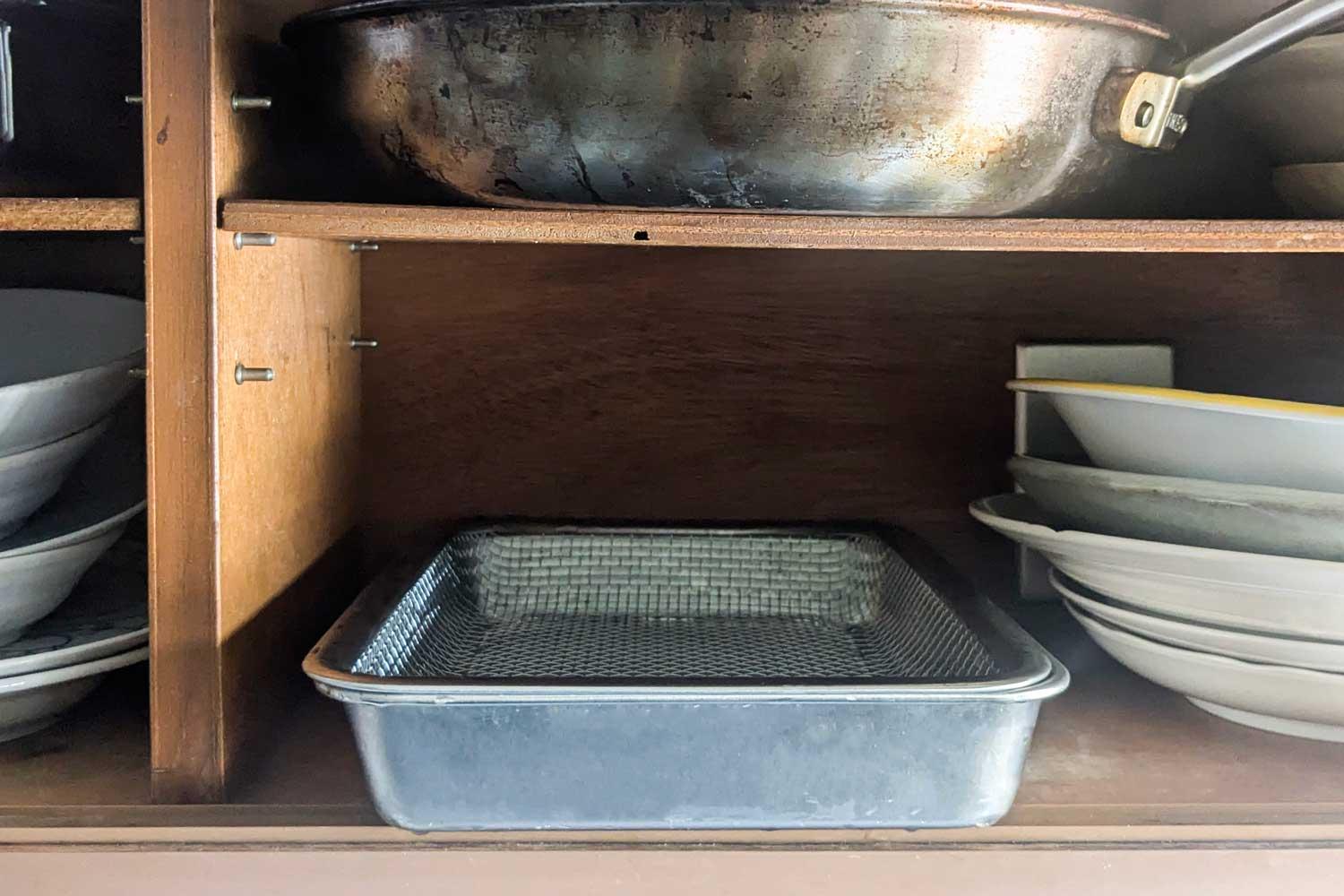 無印良品の四角形のザル」を使ったら、キッチン周りの収納問題を一気に