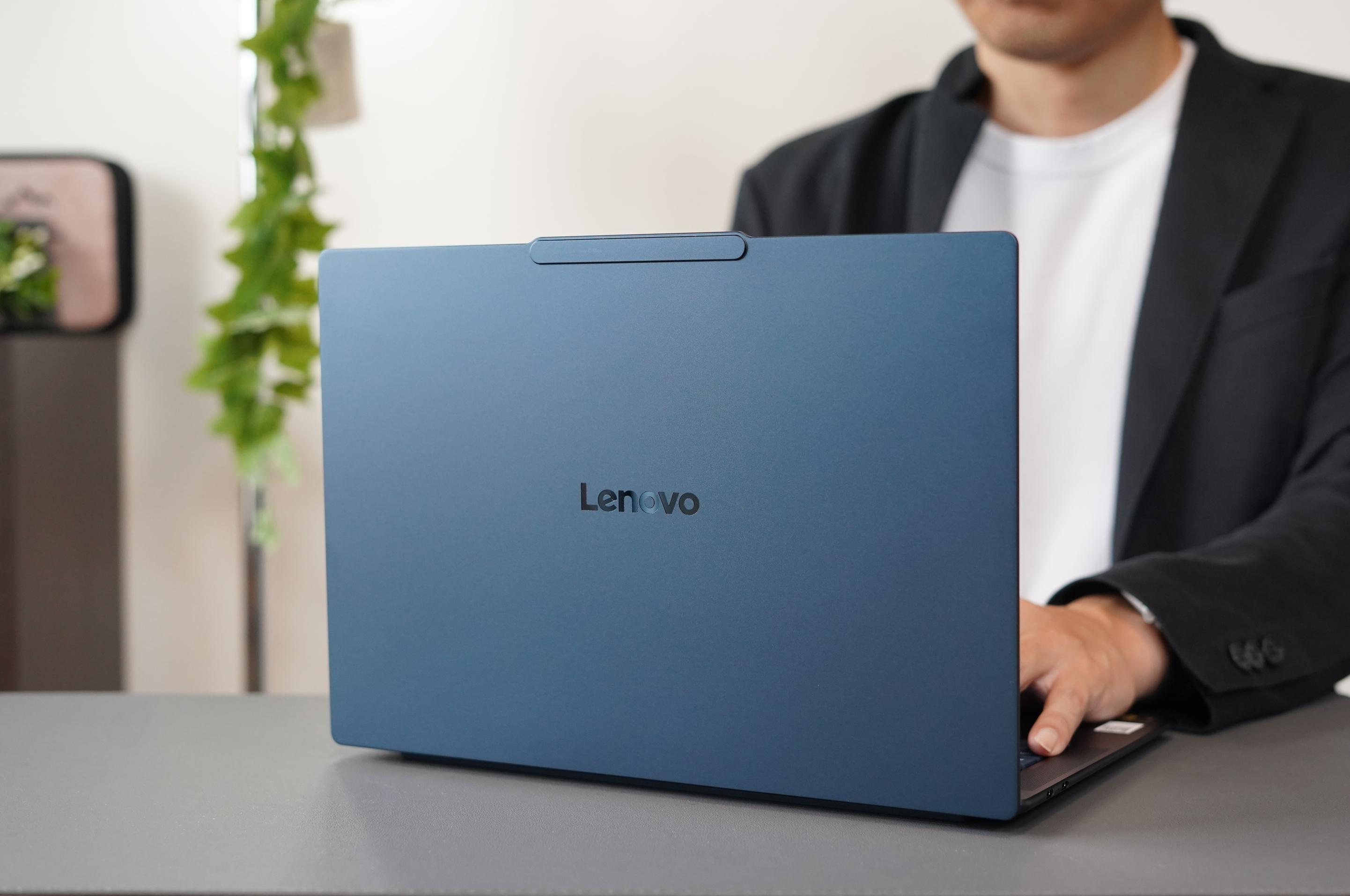次世代AI PCのスゴさを実感!最新ノートPC「Lenovo Yoga Slim 7x 次世代AI PCのスゴさを実感!最新ノートPC「Lenovo Yoga Slim 7x