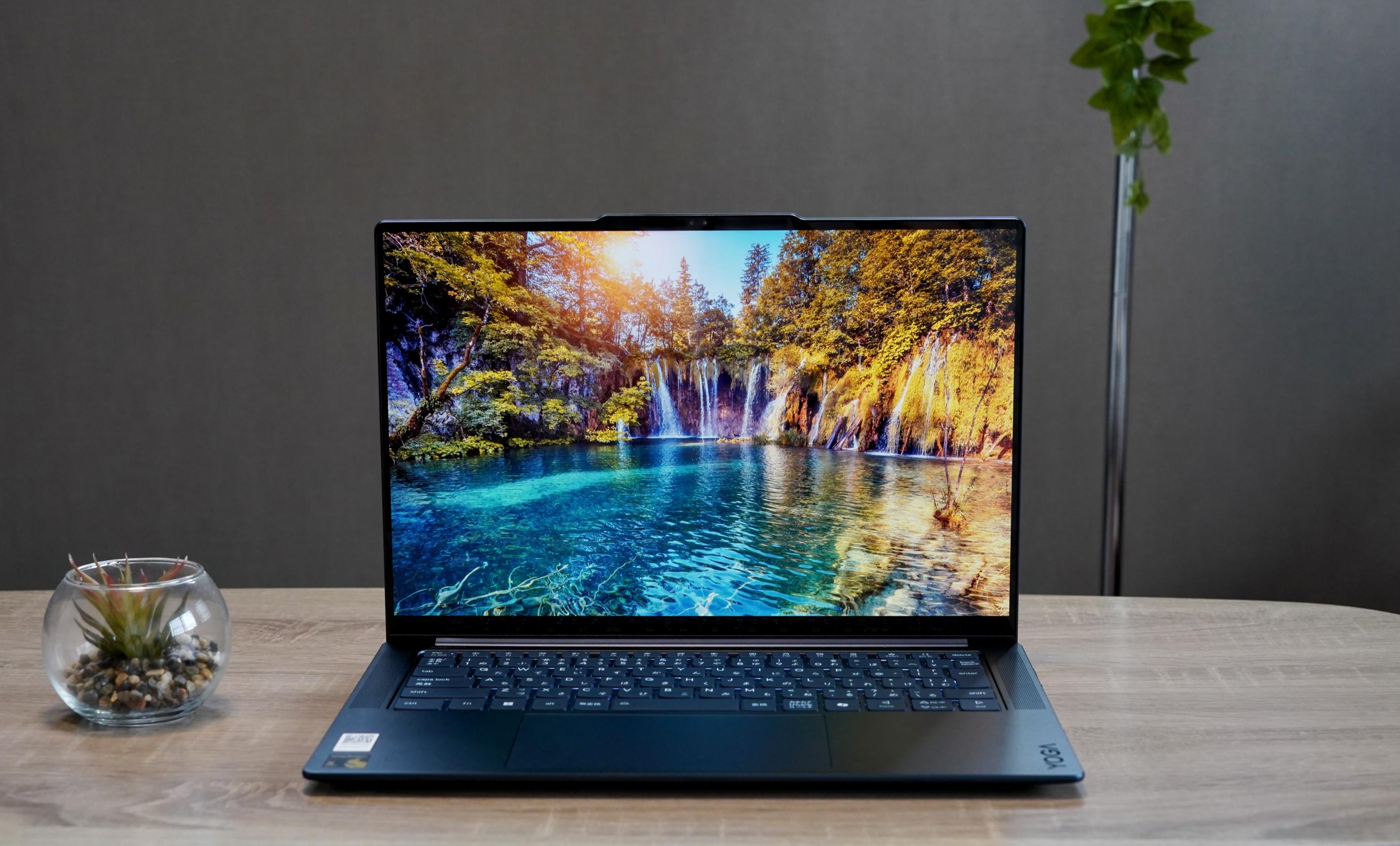 次世代AI PCのスゴさを実感！最新ノートPC「Lenovo Yoga Slim 7x