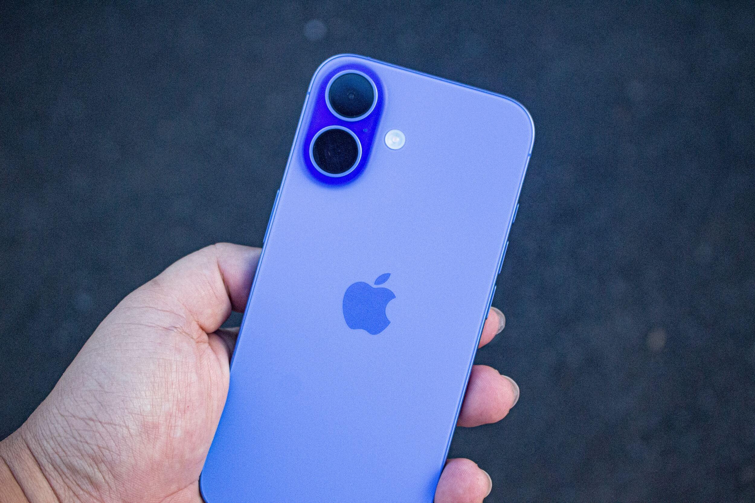 iPhone13と16 ジャンク品 カメラ周り以外綺麗 iPhone 16はカメラで選ぶ！13 Proから買い替えを決意できた理由