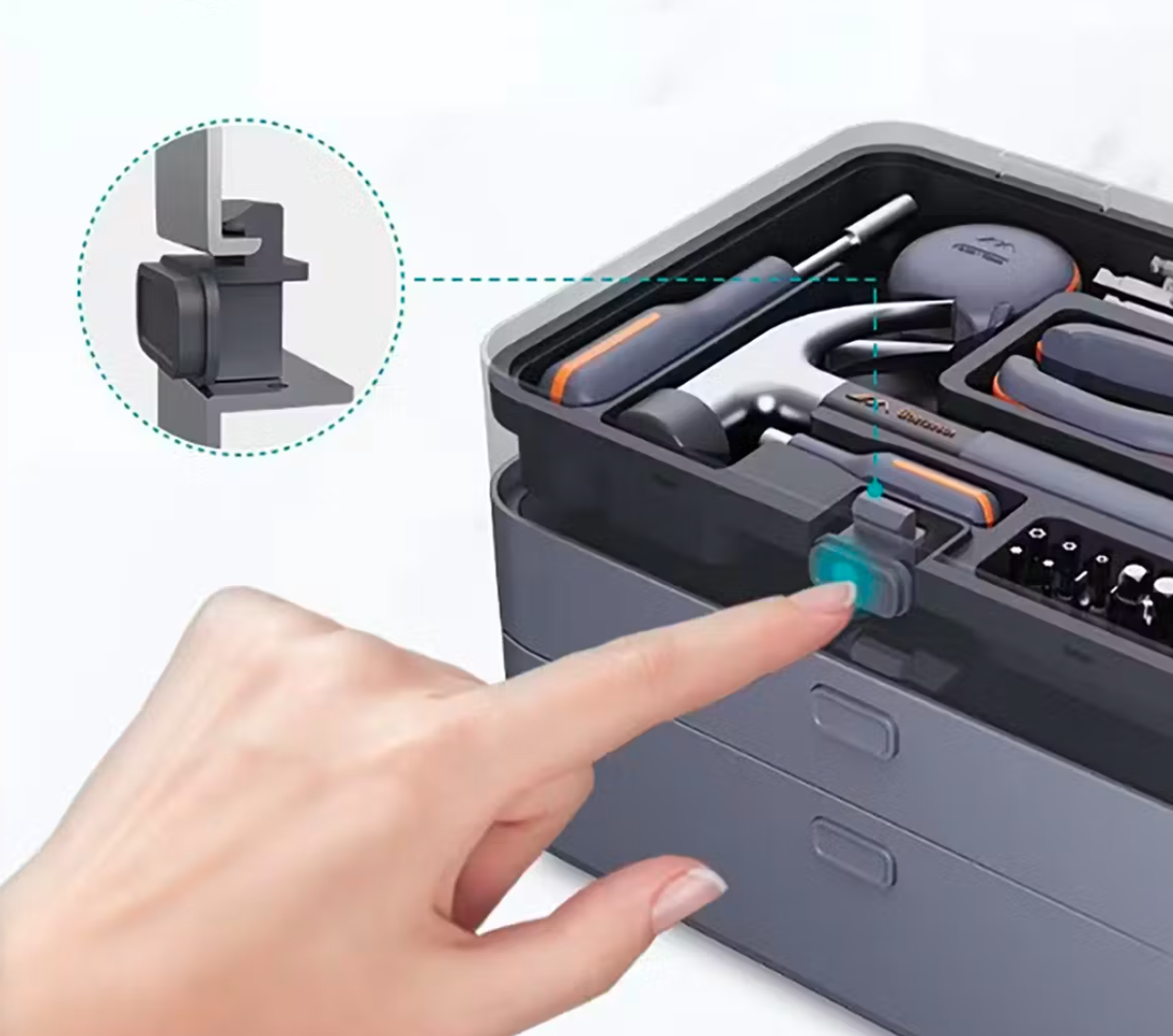 電動ドライバーも入ってる！ 日曜大工工具が一気に揃う！ 収納性も良さ