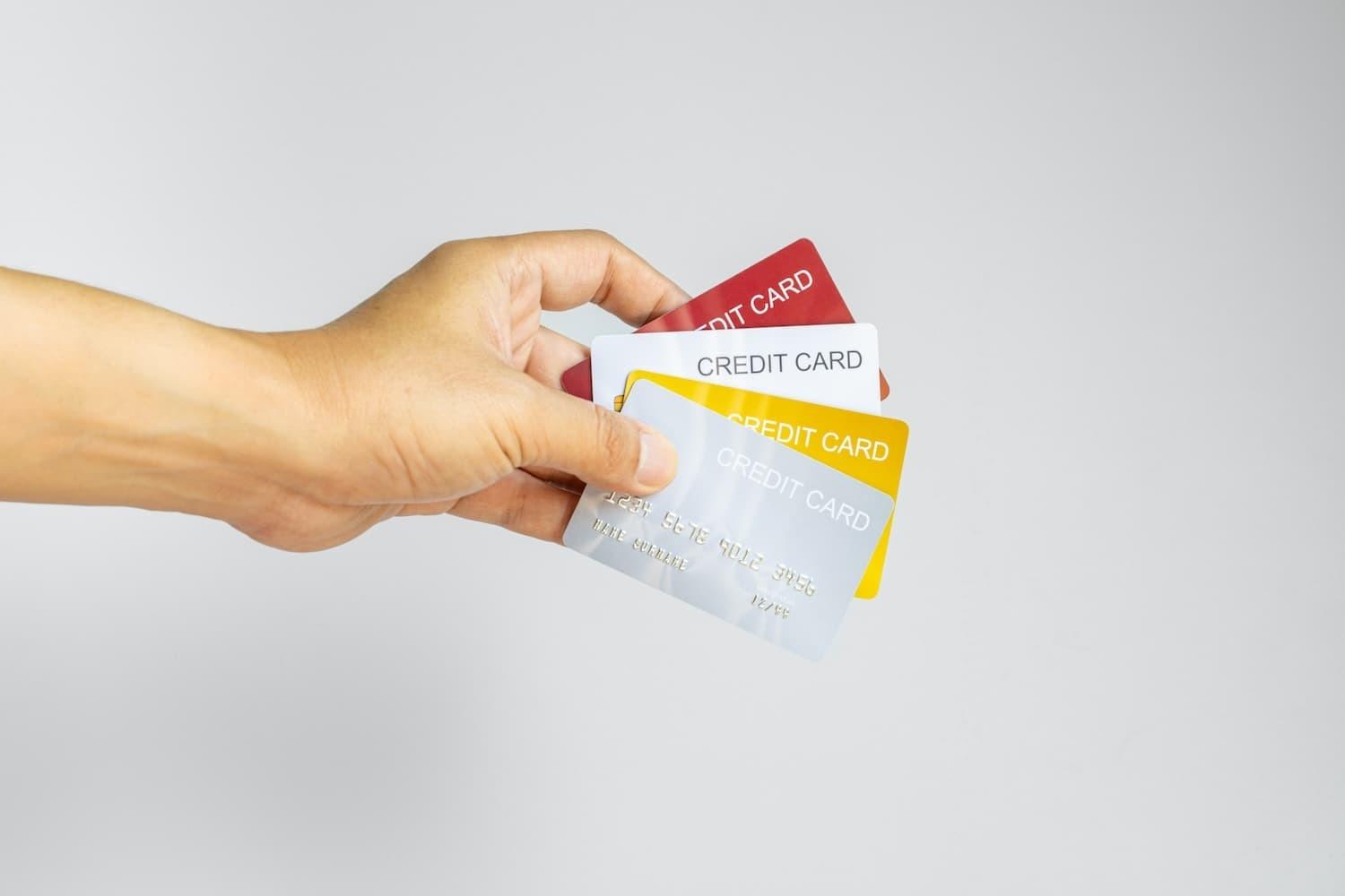 クレジットカード限度額10万円を100万円に引き上げる方法とおすすめカード5選｜超えても使える理由 | ライフハッカー・ジャパン