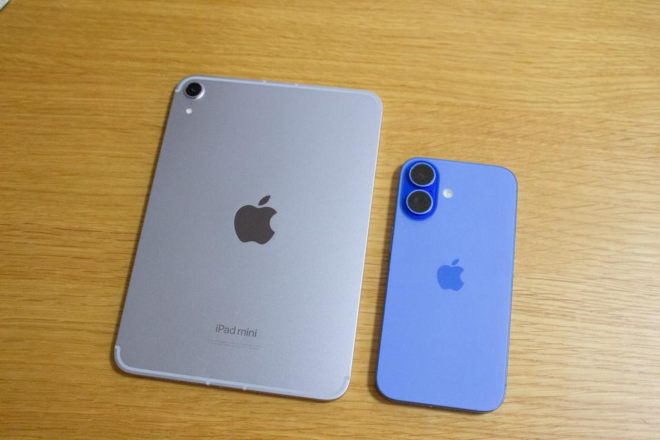 Apple iPhone 13 ブルー128G 交渉乗ります （iPad miniは軽さだけじゃ 